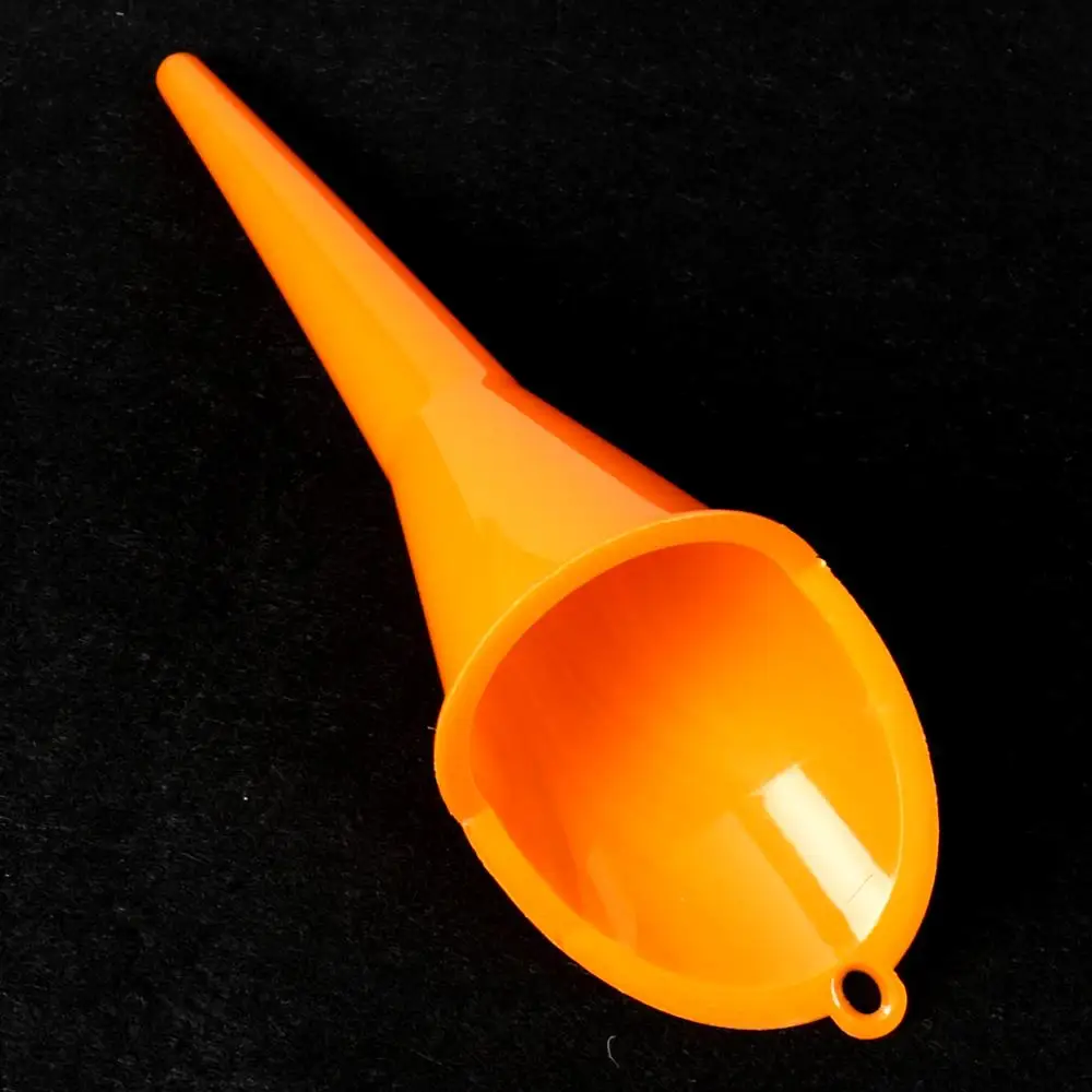 

9" Neck Funnel Oil Plastic Dropper Car Refueling Filler For Harley Sportster 883 1200 Touring Dyna V-Rod Softail