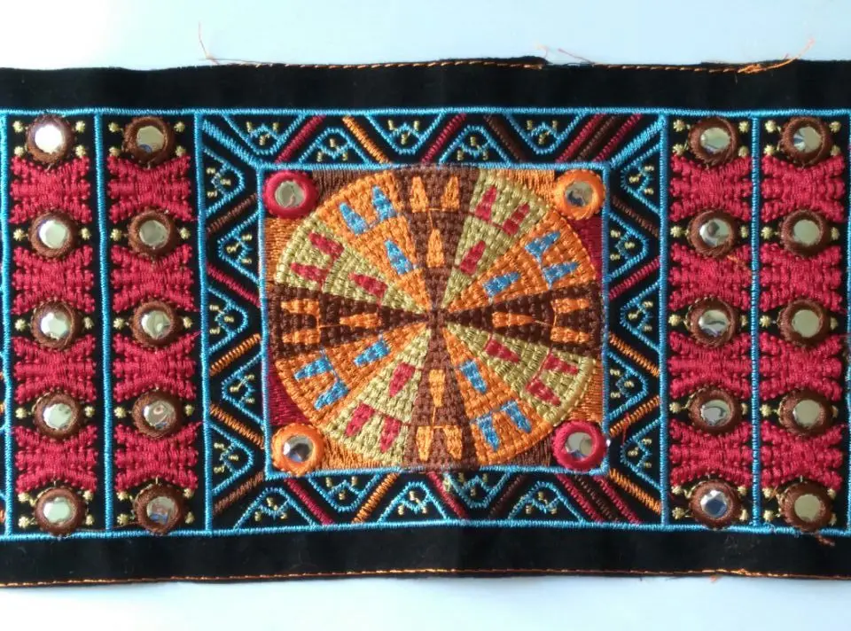 Вышитая ткань Мяо кружевная швейная накладка 12 см джинсовое платье воротник лента тесьма Этническая племенная тайская индийская Бохо DIY Цыганский аксессуар