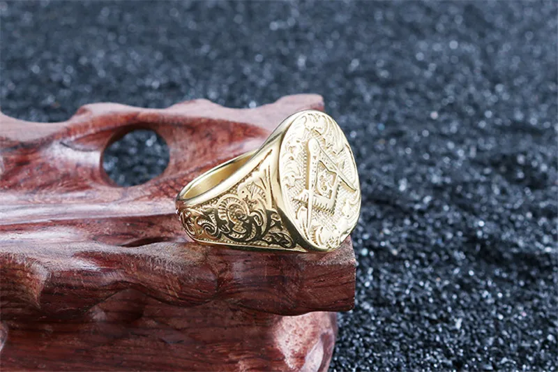 8999485639_1166668585