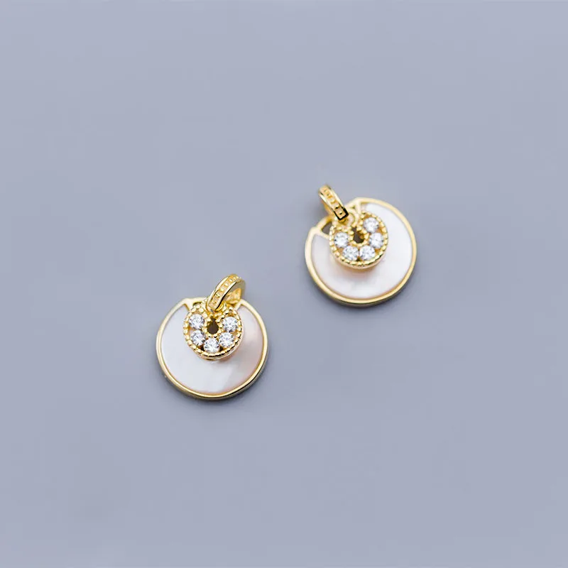 

Classic Round CZ Shell 925 Sterling Silver Studs Earrings