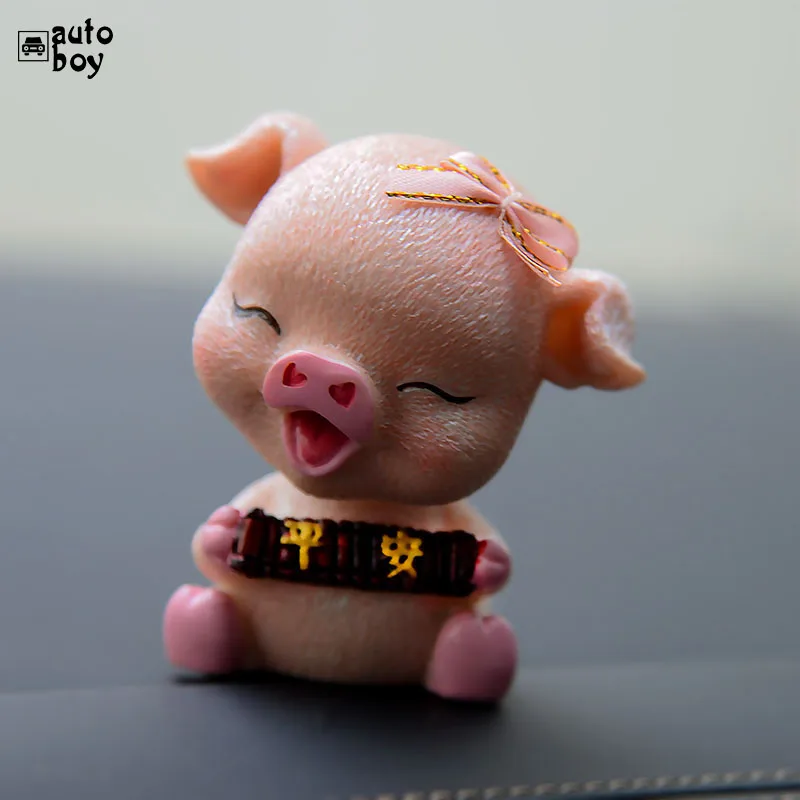 

Shaking Head Doll Accessories Decorative Car Interior Toys Pig Shaking Head Doll Car Dashboard Decorative Toys Ornament