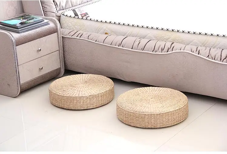 Hot 40cm*40cm Natural Straw Round Pouf Tatami Cushion Weave Handmade Pillow Floor Japanese Style Cushion with Silk Wadding