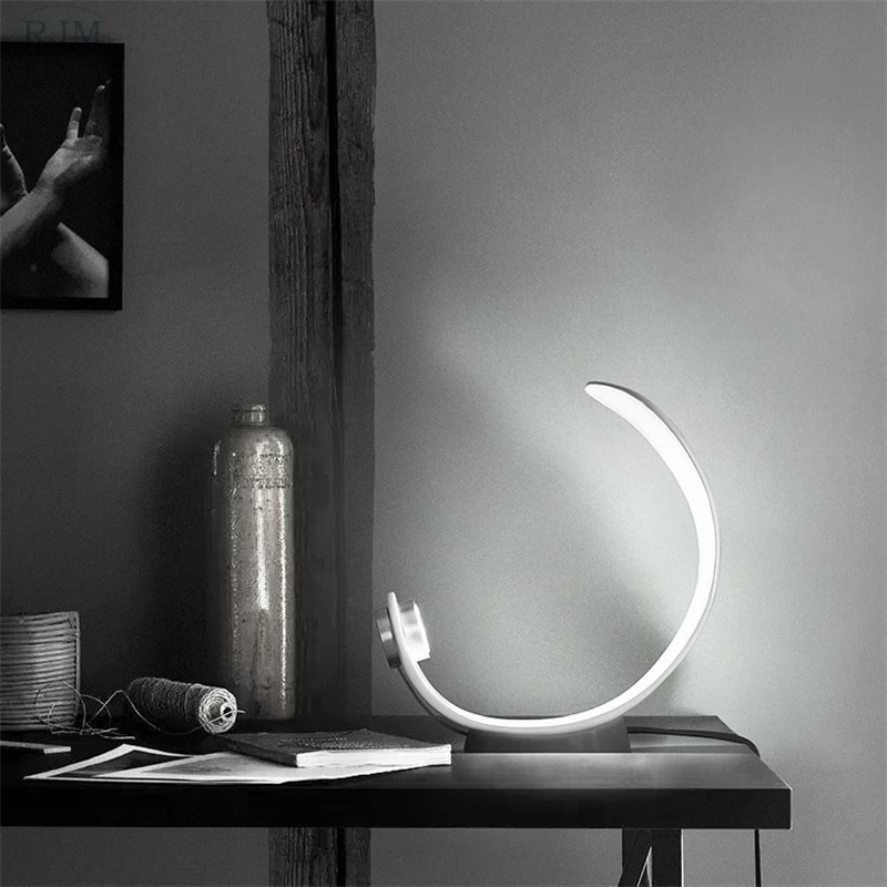 curl bedside lamp