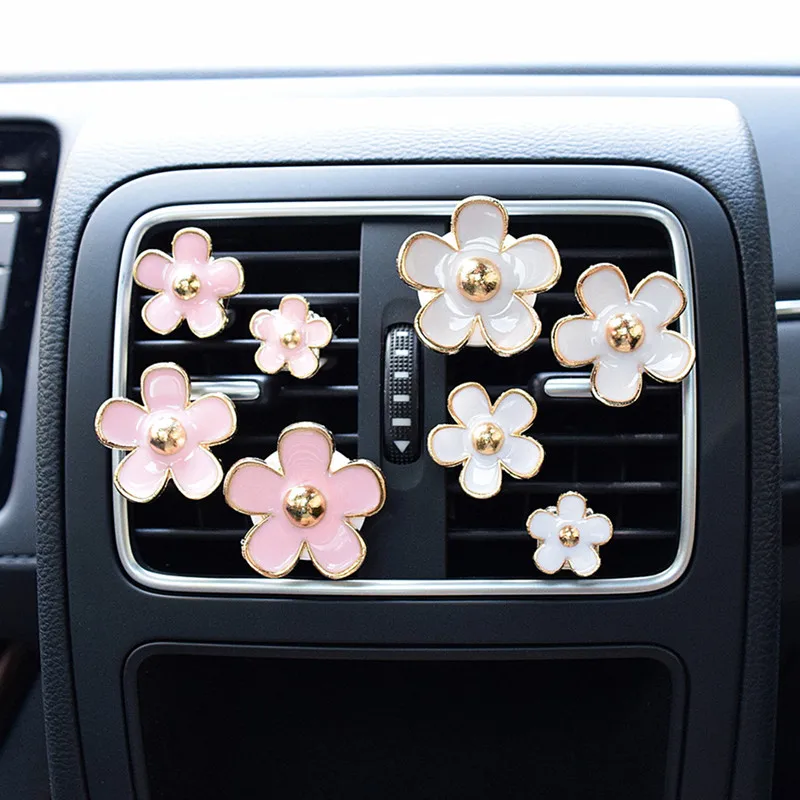 

4 Pieces Set Car Interior Accessories Ornament Small Daisy Outlet Decoration Fragrance Balm Container