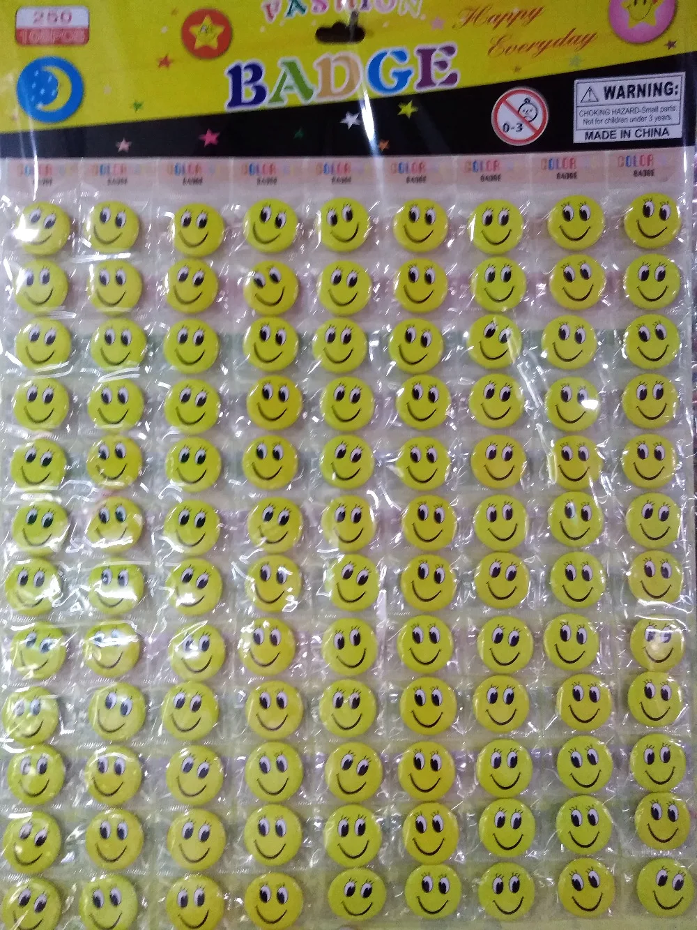 

Wholesale 108Pcs Cartoon Smiley face Badges Button 2.5cm Round Brooch Badge Kids Toy XZ4