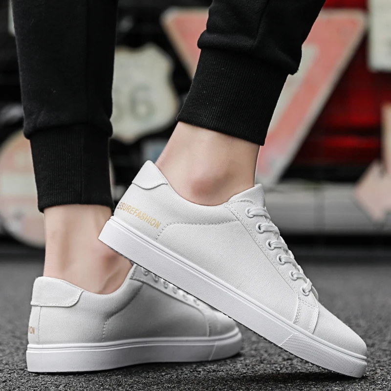 WOLF WHO New Arrivals Men Canvas Casual Shoes Male Lace Up Black Sneakers Comfortable lightweight Shoes buty meskie X-029