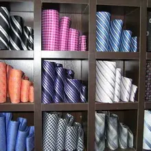 Шелковый галстук ручной работы Шелковый полиэстеровый галстук для шеи с сумкой 28 шт./партия великолепный