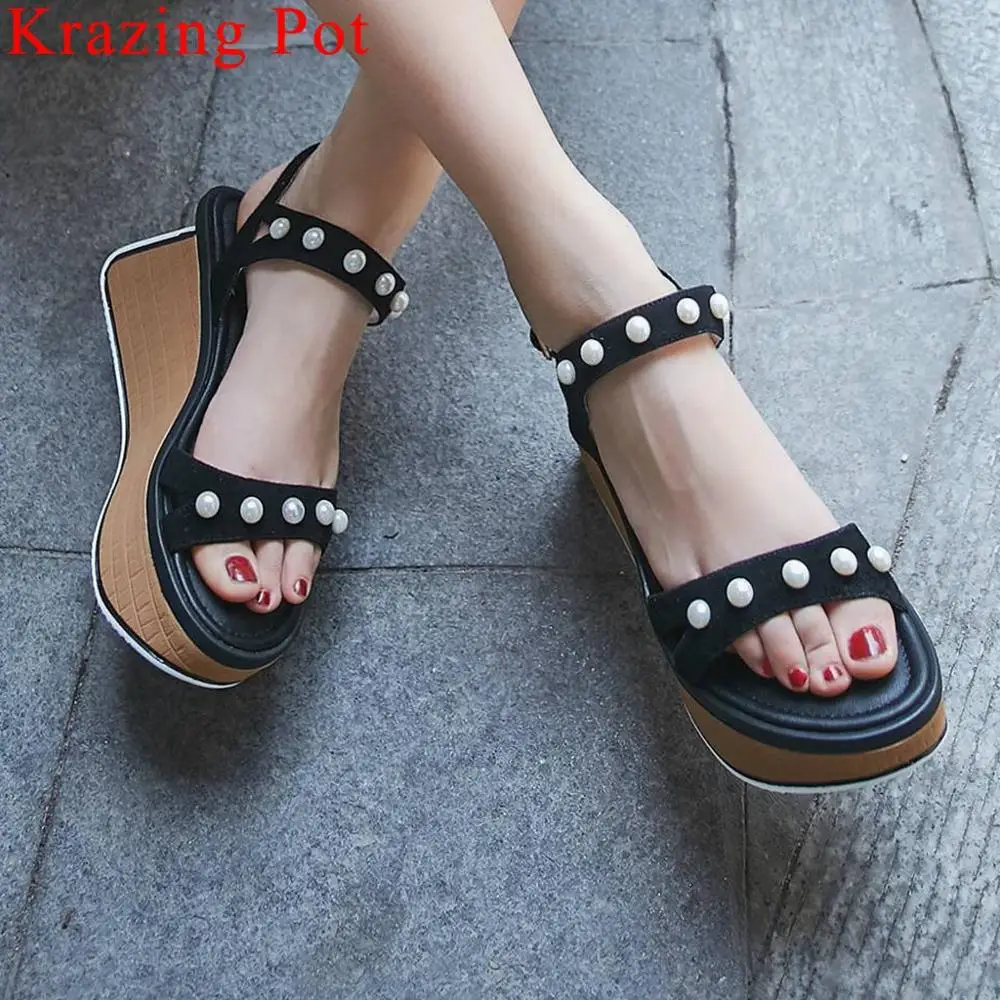 

Krazing Pot vintage art design peep toe natural leather wedges platform buckle strap high heels pearls increased sandals L10
