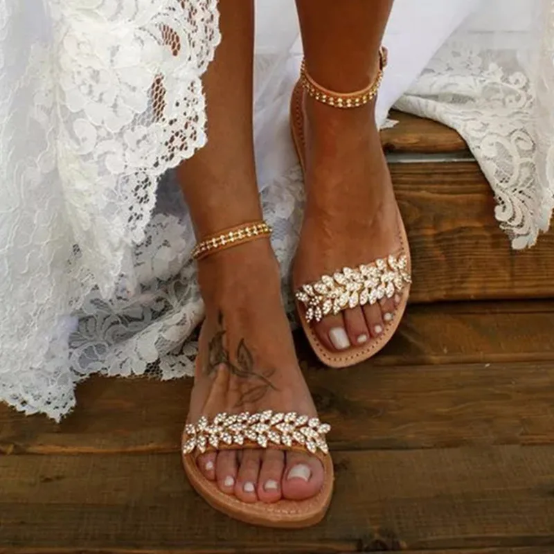 

2019 New Bohemia Summer Flat Sandals Women Fashion Rhinestone Open Toe Buckle Comfort Sandals Wedding Party Plus Size 34-43