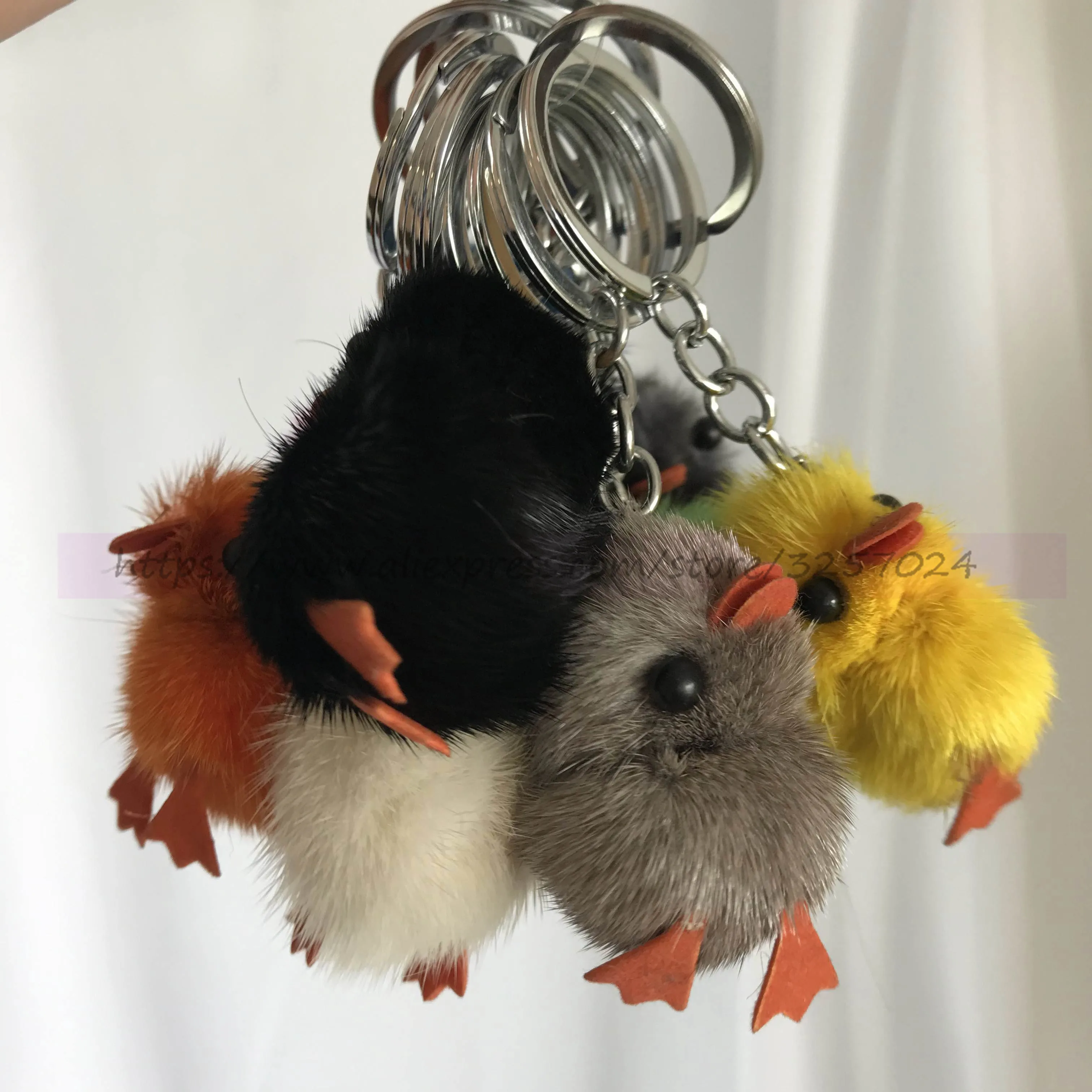 

Random color 1 Lot Chick Duck Bird Charm cell phone keychain car key finder Keyring Pendant Accessories