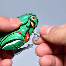 Хлопушка Классические игрушки Олово завершать работу прыгающая лягушка Винтаж забавные интересные металлические Wind-up Коллекционная модель подарки малыш