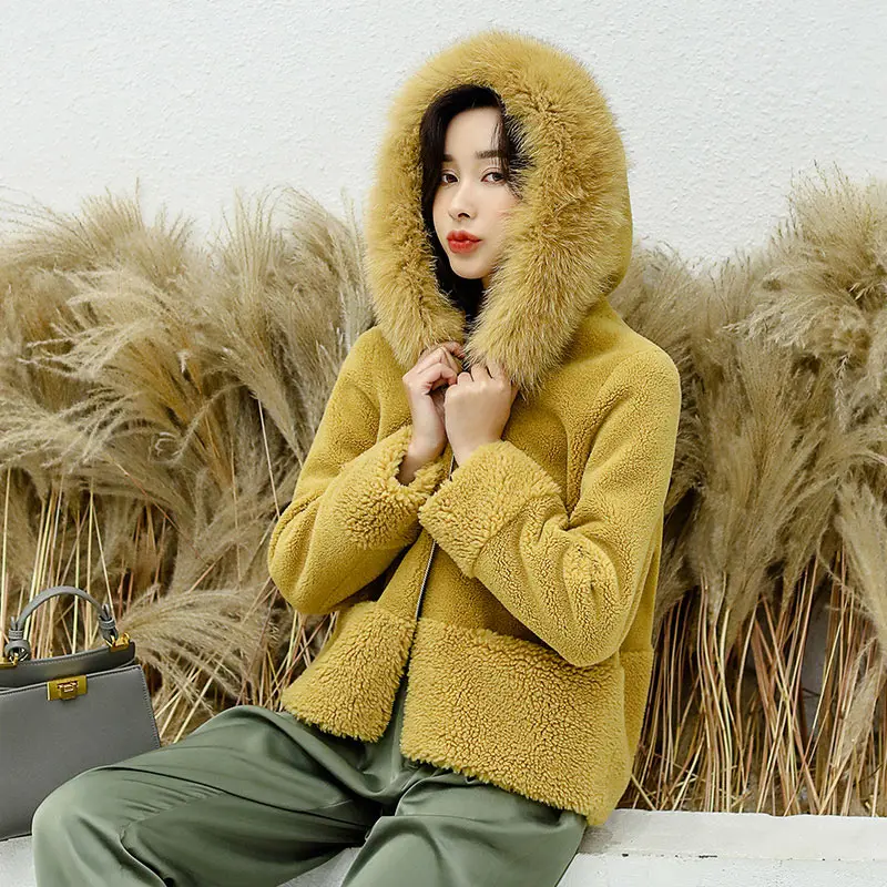 

Autumn Winter Real Composite Lamb Fur Coat Women Genuine Wool Fur Coat/Jacket Faux Suede Leather Liner with Fox Fur Hood A197