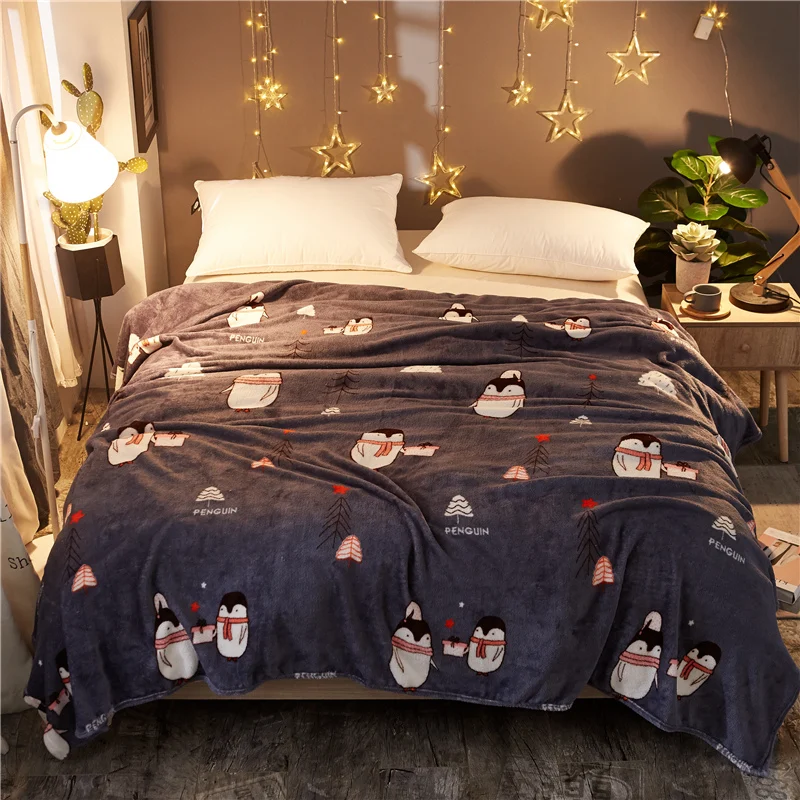 

Penguin bedspread blanket 200x230cm High Density Super Soft Flannel Blanket to on for the sofa/Bed/Car Portable Plaids