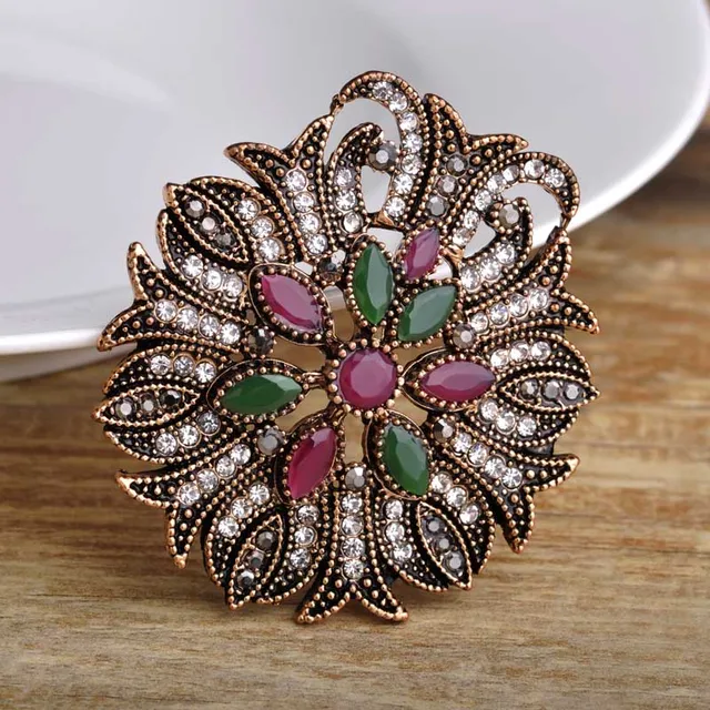 Vintage Flower Brooch For Women Large Brooches Resin Crystals Broche