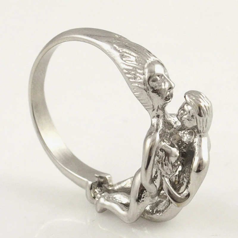 CHIMDOU 2018 Stainless Steel Ring Cool Sexy Hugging Women Men Ring Jewelry AR131S10
