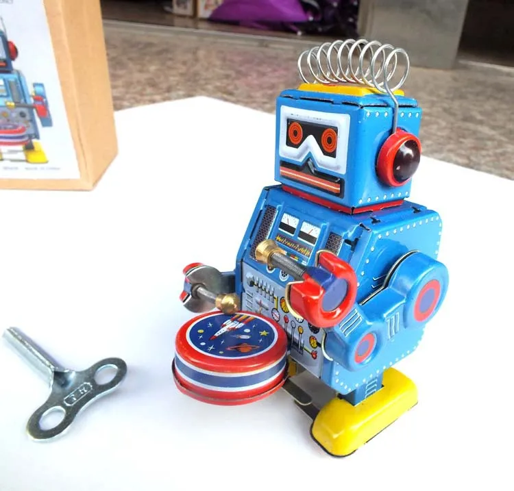Newest Design Retro Styles beating drum Robot Tinplate Clockwork toy