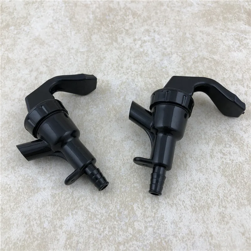 

2pcs/Lot Plastic Picnic Squeeze Faucet Tap for Beer Brewing Homebrew Soda Liquid Dispenser Tap