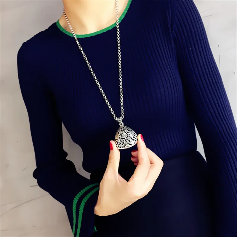 

2019 Fashion Women Hollow Printing Triangle Pendant Necklace Long Metal Sweater Chain Alloy Accessories Jewelry For Women Gift
