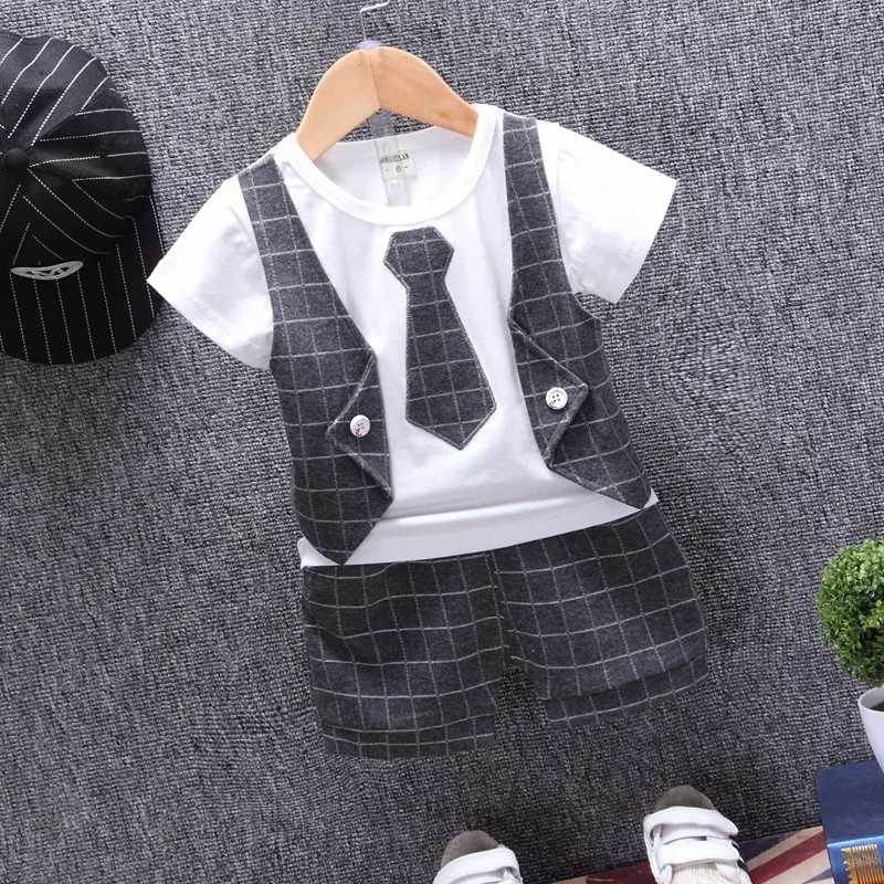 Детские тренировочные костюмы для маленьких мальчиков и девочек короткая футболка и шорты 2 шт./компл. летний детский костюм джентльмена с галстуком-бабочкой для бантом чистый одежда из хлопка - Цвет: KSB lingdai gray