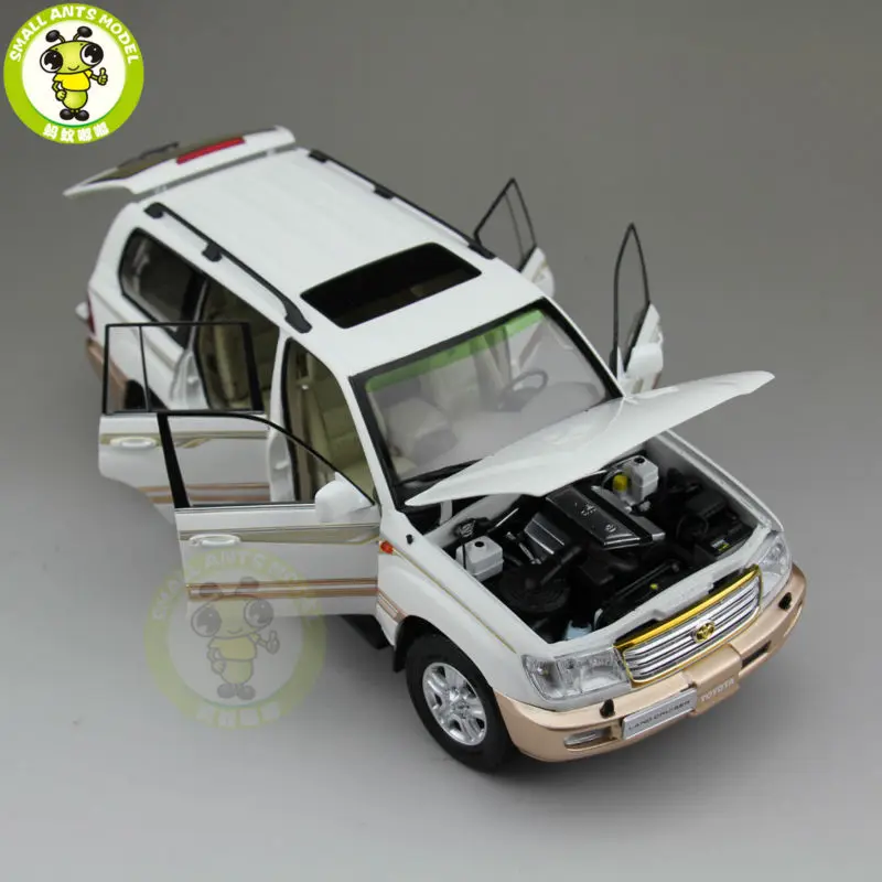 1/18 Toyota Land Cruiser LC100 литая под давлением модель автомобиля SUV игрушки для подарков коллекционирование, хобби белый