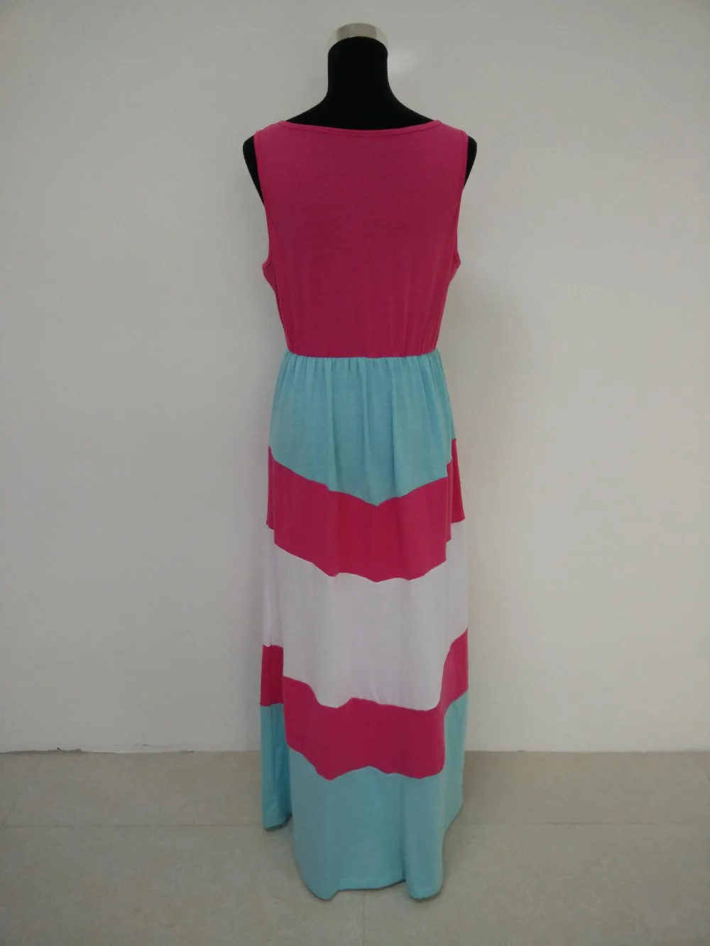 3164419600_1043344612