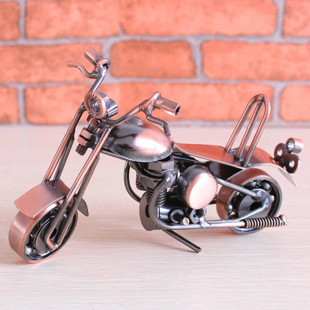 

Car Ornament Retro Iron Motorcycle Model JDM Automobiles Interior Accessories For Halley Dashboard Desk Bookcase Decoration Gift