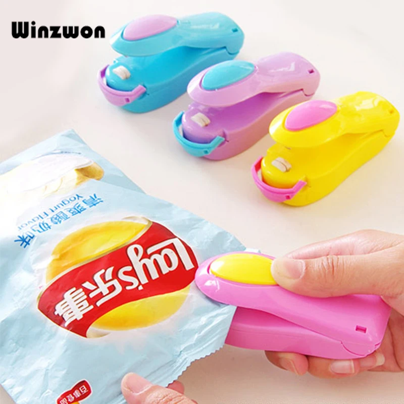 

Mini Bag Clip Handhold Plastic Bag Sealer Electric Sealing Machine Vacum Food Bag Sealer Impulse Sealer Home Kitchen Storage