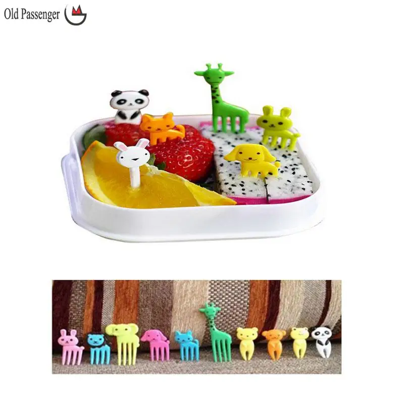 Old Passenger _ New Animal Farm mini cartoon fruit fork sign resin fruit toothpick bento lunch for children decorative(China (Mainland))