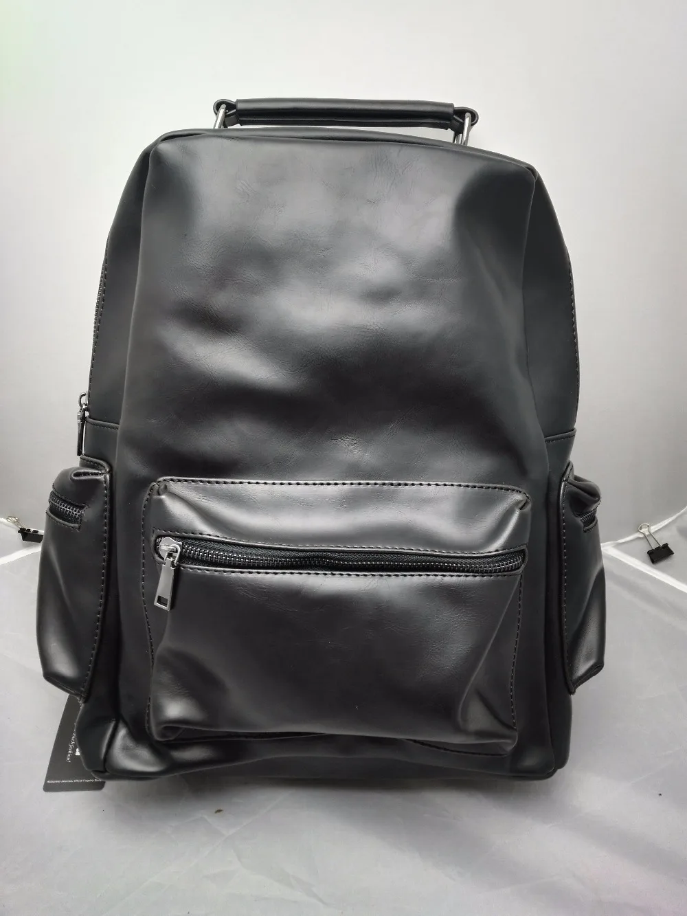 B3831