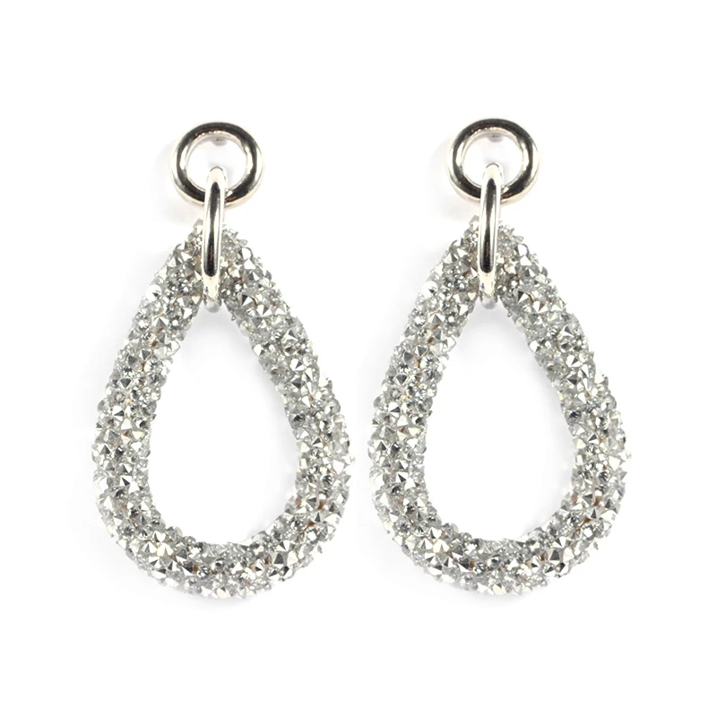 7 Earrings White