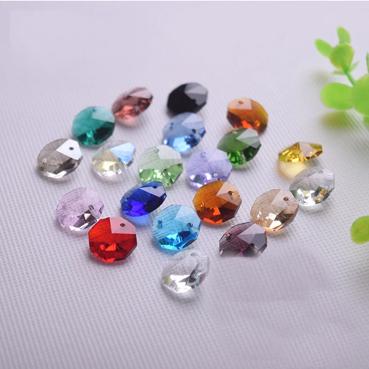 

New !100pcs/lot Mix Color 2 Holes 14mm Crystal Lighting Beads Chandelier Glass Crystal Octagon Beads Holiday Ornaments
