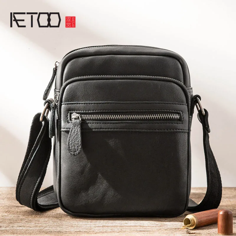 AETOO Leather shoulder bag men's casual Messenger bag head layer leather vertical men's Korean version of the trend diagonal