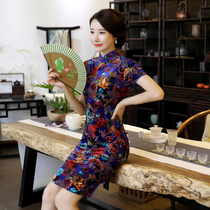 Традиционное китайское платье Mujer Vestido женский атласный с коротким рукавом Чонсам Ципао китайский женский халат цветок размер Plum сливы Ципао