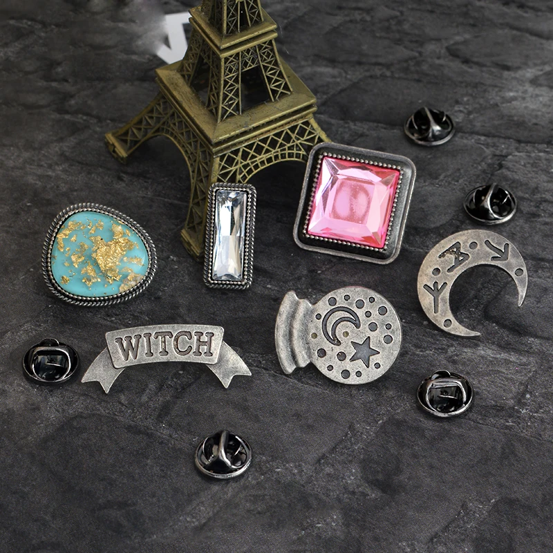 

Moon Star Magic ball Enamel Brooches Witch craft Button Badge Denim clothes bag Pins Vintage Gothic Jewelry Gift for Women Men