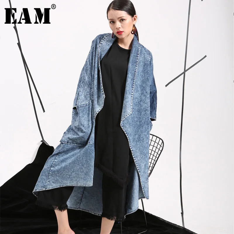 

[EAM] 2019 Spring New Double Pockets Windbreaker Woman Bat Sleeve Denim Cotton Loose Big Size Long Jacket Thin Coat W0205