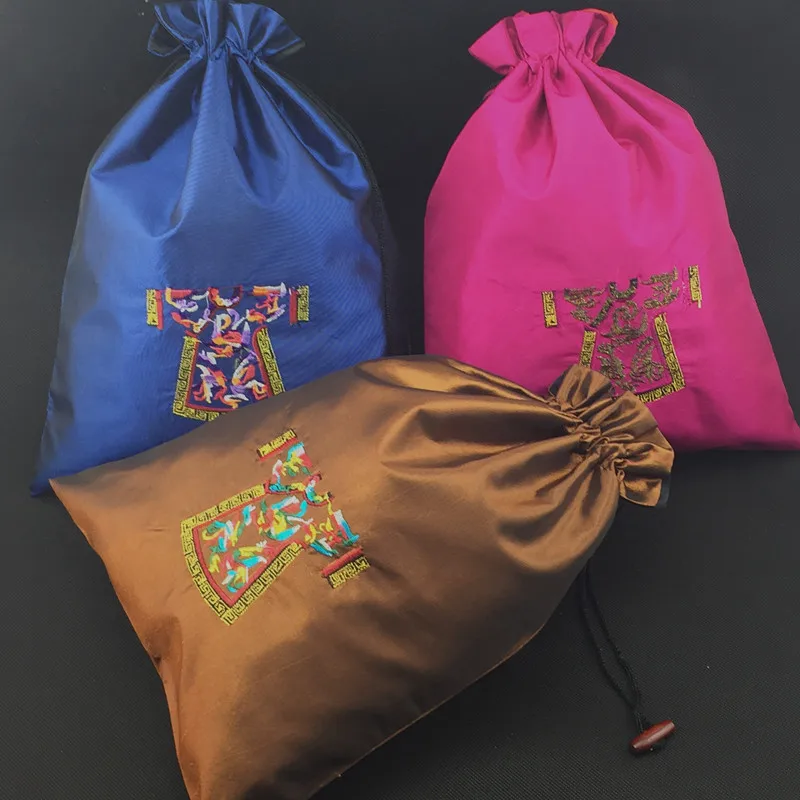 

Extra Large Drawstring Christmas Gift Bags Chinese Pouch Embroidery Bag Bunk Reusable Satin Cloth Pouch Party Favor Bags 2pcs/l