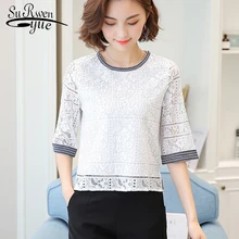2019 Autumn new casual loose hollow embossed women blouse round neck plus size fashion lace women shirt top blusas 168A 30
