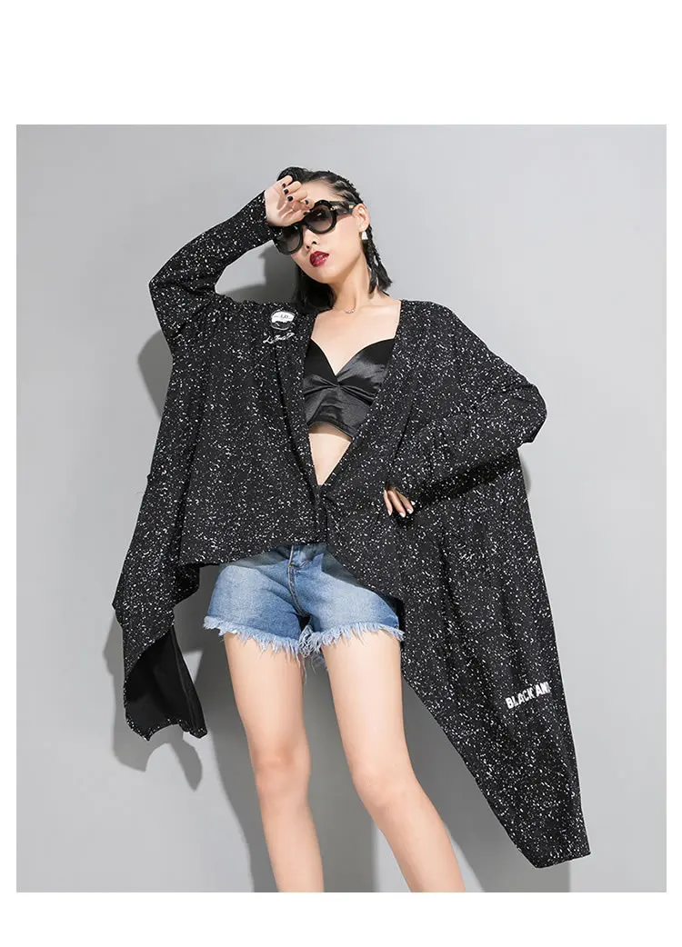 XITAO Irregular Long Pleated Trench Women Korea Fashion Print Letter Cardigans Wild Joker Street Style Coat New GCC1029