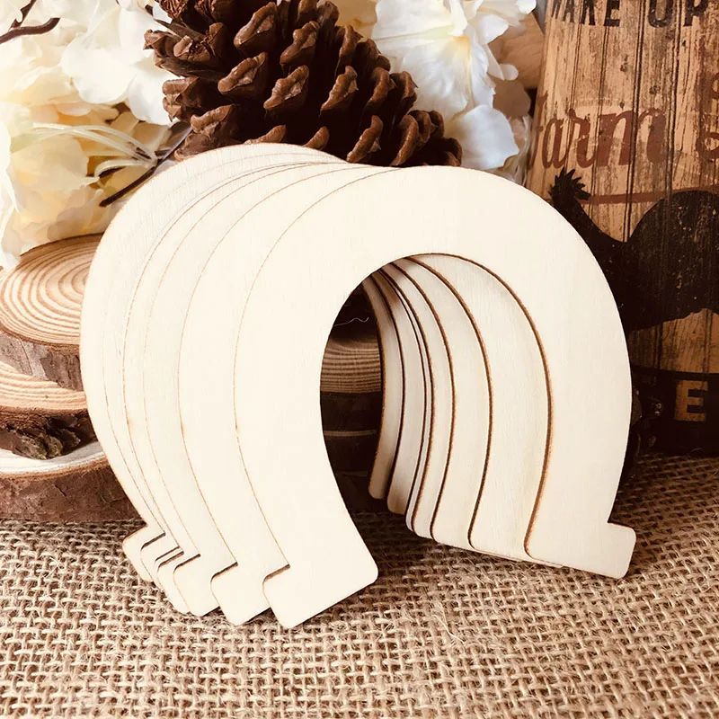 horseshoes wood slice (4)