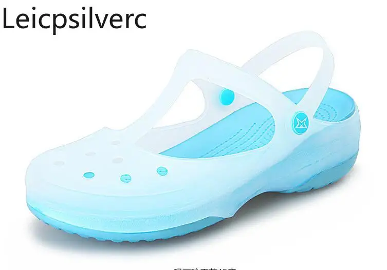 

Women's summer sandals beach sandals are cute shoes woman.