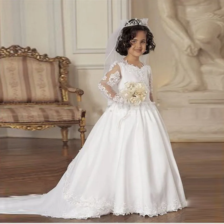 

2019 Princess White Lace Flower Girls Dresses for Wedding Party Long Sleeves V Neck Girls Birthday Dress Pageant Gown Any Size