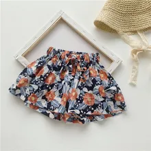 От 2 до 6 лет шорты для девочек модные корейские летние шорты с цветочным принтом для девочек, свободные пляжные детские штаны с эластичной резинкой на талии