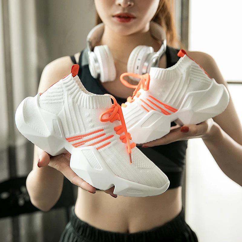 

Yoga Fitness Sneakers Women Casual Flat Air Mesh Sport Shose Female White Chunky Trainer Ladies Run Toning Shoes Socks Sneakers
