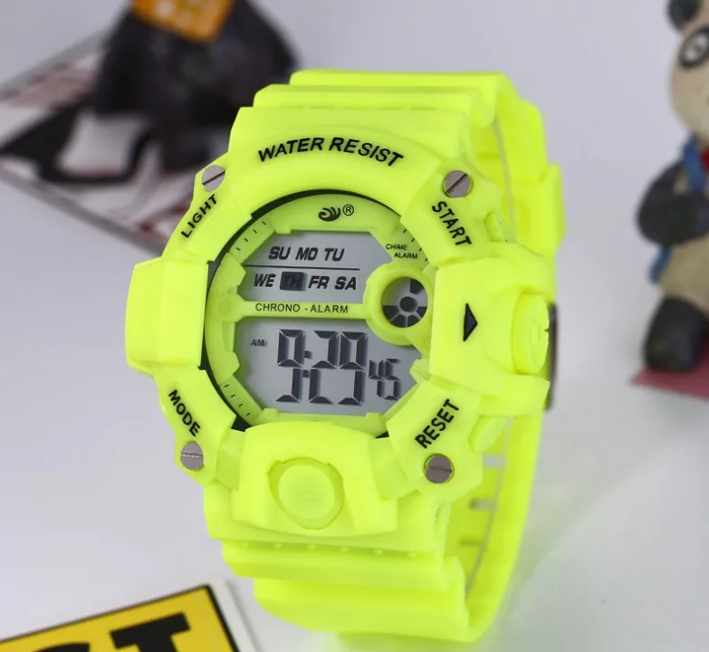 9151130693_185513348