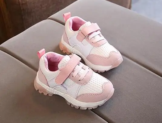 990.2