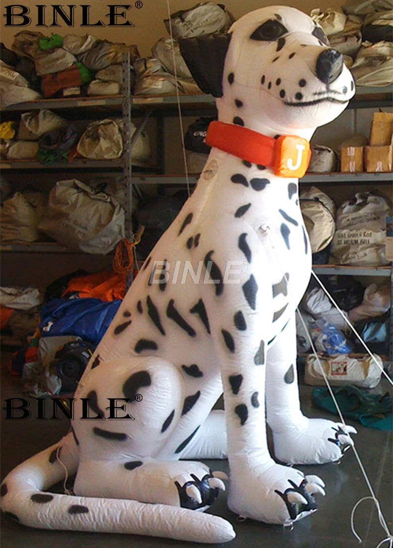 Customized advertisement giant inflatable dog with spots large animal balloon for pets shop decoration