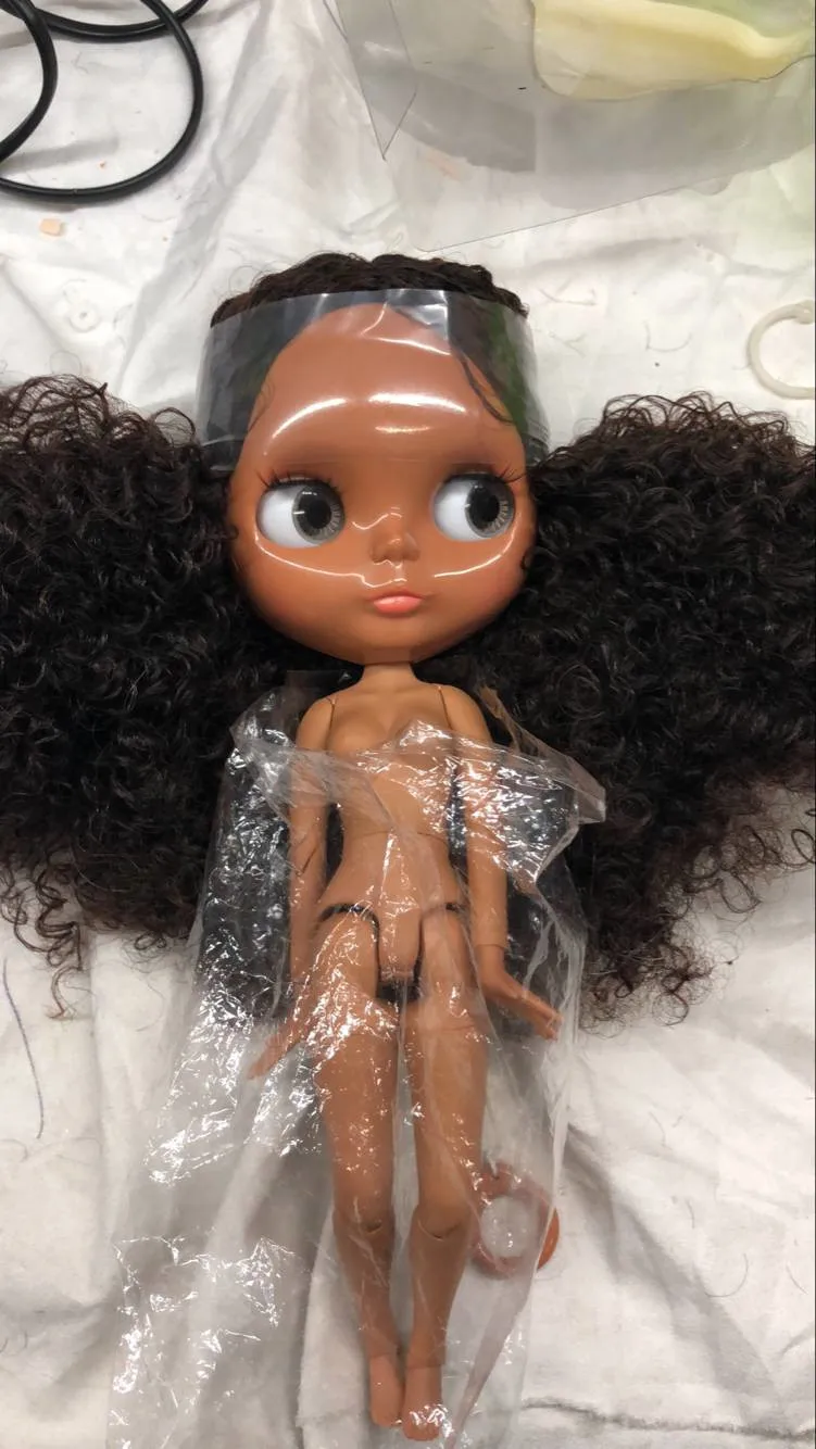 

Blyth doll, be fit for customize doll, black and brown color hair, general skin doll, GD9