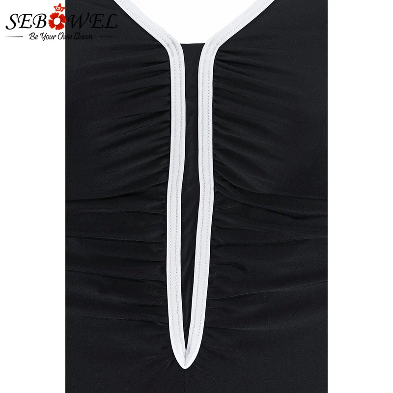 Black-Sporty-Swimsuit-with-Contrast-Piping-LC411104-2-4 