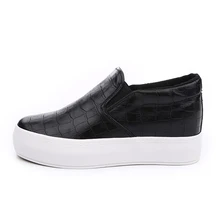 New Spring Women Fashion Canvas Casual Shoes Autumn Style PU Platforms Solid Slip-On Chaussure Femme Sapato Feminino