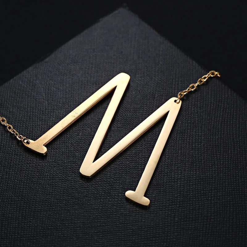 

2019 New Classcial Stainless Steel Gold Silver Color A-Z Letter Initial Necklaces For Women Letter Pendant Necklace Jewelry